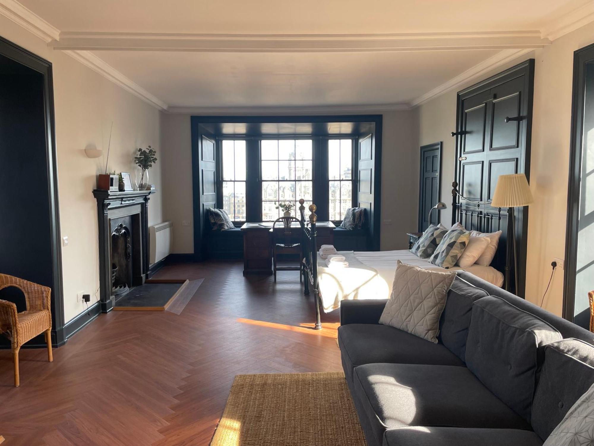 High St Flat *